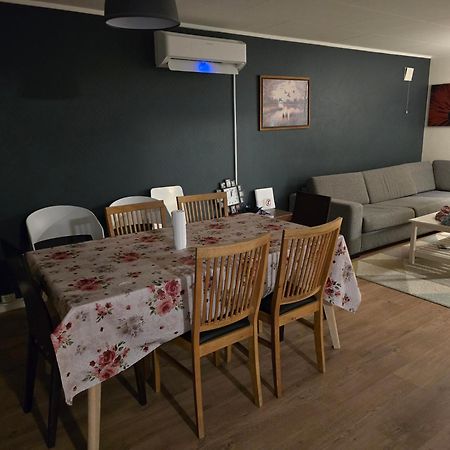 Feelhome 4 Bedrooms Apartment Polarvegen 트롬쇠 외부 사진